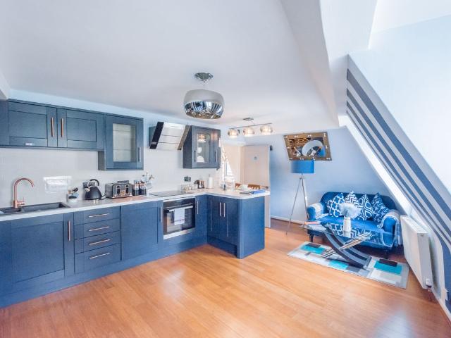 North Parade, Bath BA1, 1 bed flat to rent, £1,595 pcm | PrimeLocation