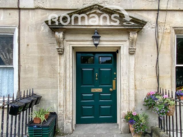 North Parade, Bath BA2, 2 bed flat to rent, £1,900 pcm | PrimeLocation