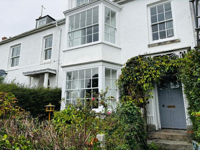 North Parade, Penzance TR18, 2 bed flat to rent, £995 pcm | PrimeLocation