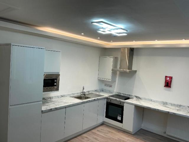 North Park Road, Bradford BD9, 1 bed flat to rent, £750 pcm | PrimeLocation