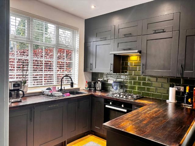 North Pathway, Harborne B17 2 bed house to rent £1,375 pcm £317 pw