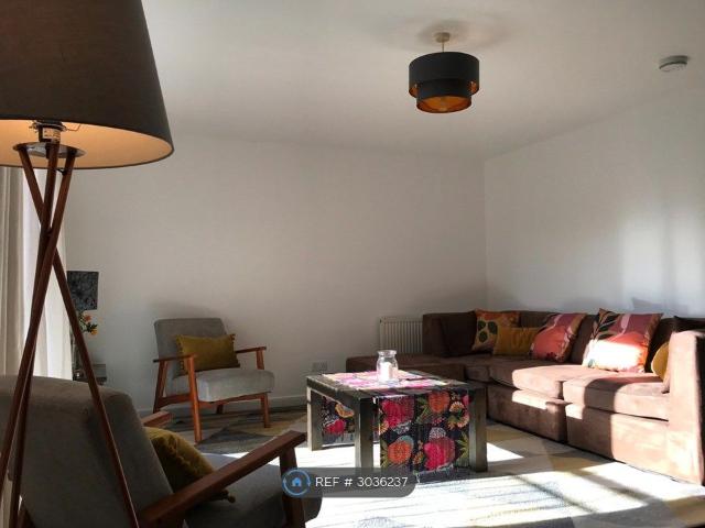 North Pilrig Heights, Edinburgh EH6, 2 bed flat to rent, £1,599 pcm | PrimeLocation
