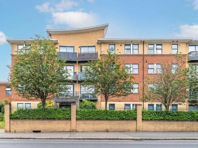 North Point, Tottenham Lane, Crouch End N8, 2 bed flat to rent, £2,150 pcm | PrimeLocation