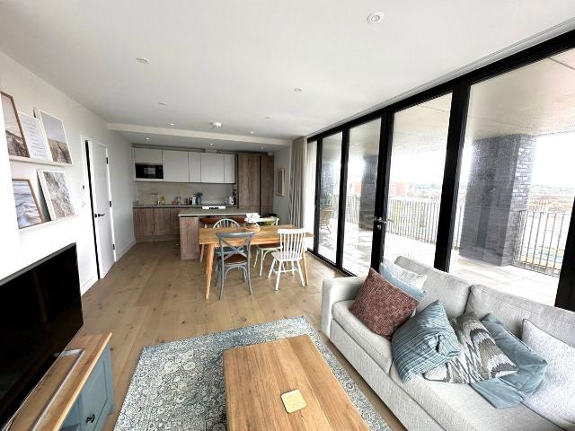 North Quay, Hayle, Cornwall TR27, 2 bed flat to rent, £1,400 pcm | PrimeLocation
