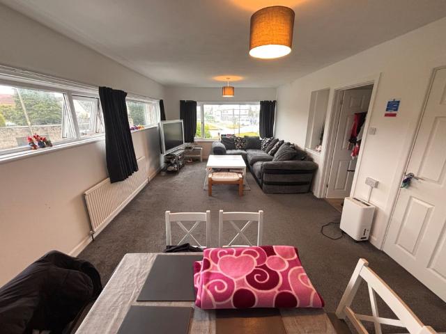 North Road, Bristol, Stoke Gifford
