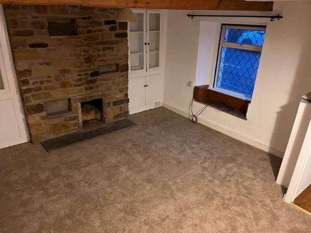 North Road, Carnforth, LA5