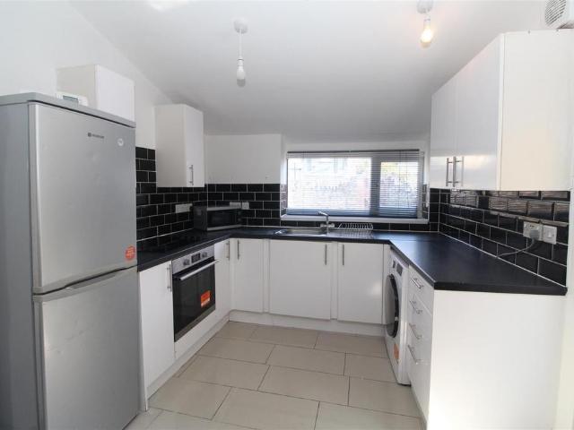 North Road, Cardiff CF10 5 bed house to rent £2,800 pcm £646 pw