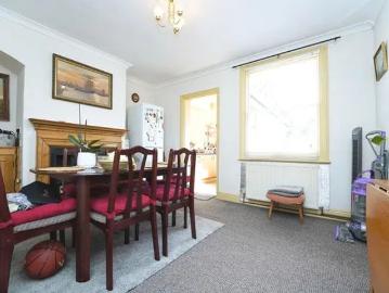 North Road, Evesham, WR11