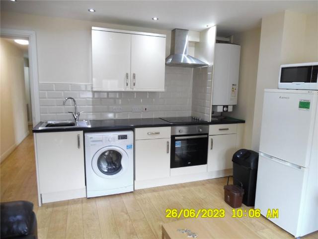 North Road, Gabalfa, Cardiff, CF14 2 bed flat to rent £1,150 pcm £265 pw