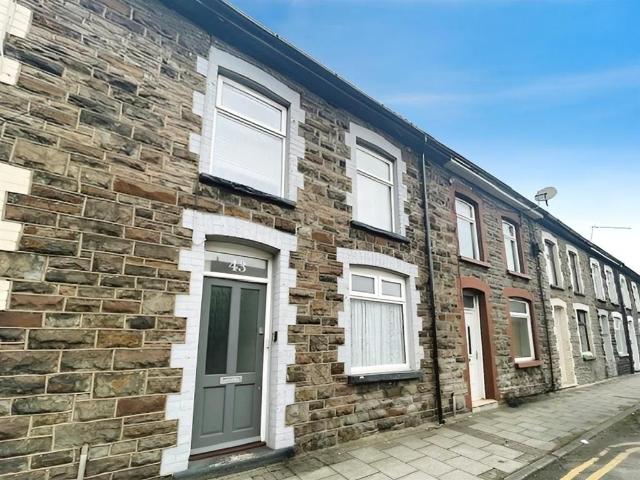 North Road, Porth CF39, 3 bed property to rent, £850 pcm | PrimeLocation