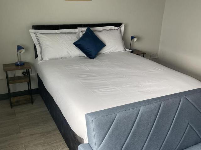 North Road West Air BnB, Wingate 4 bed terraced house to rent £1,600 pcm £369 pw