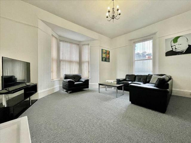 North Road West, Plymouth 6 bed house share to rent £2,990 pcm £690 pw