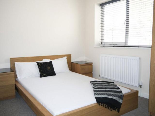 North Road West, Plymouth PL1, 1 bed flat to rent, £1,057 pcm | PrimeLocation
