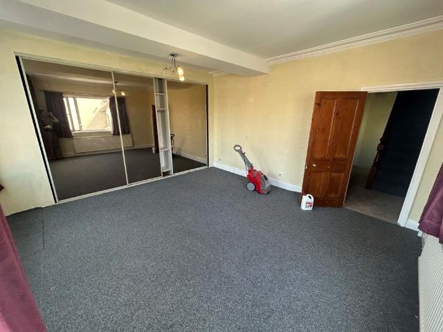 North Road, WIRRAL, CH48