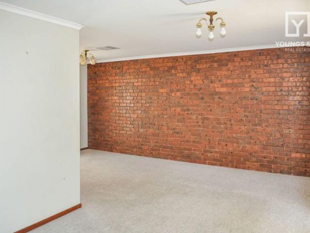 North Shepparton Three Bedroom Home!