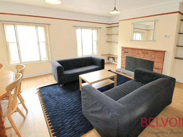 North Sherwood Street, Nottingham NG1 3 bed flat to rent £1,560 pcm £360 pw