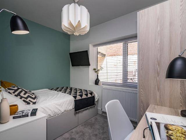 North Sherwood Street, The Newcastle. 1 bed flat to rent £769 pcm £177 pw