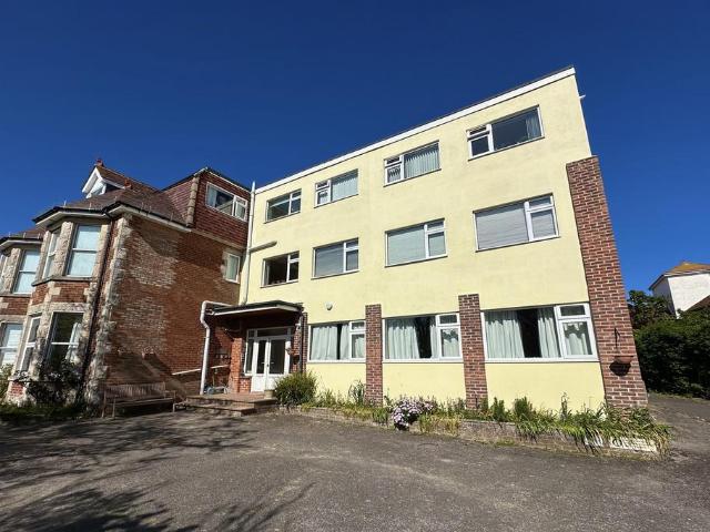 North Swanage 2 bed flat to rent £1,150 pcm £265 pw
