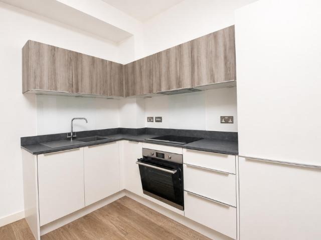 North Star Avenue, Swindon SN2, 2 bed flat to rent, £1,280 pcm | PrimeLocation