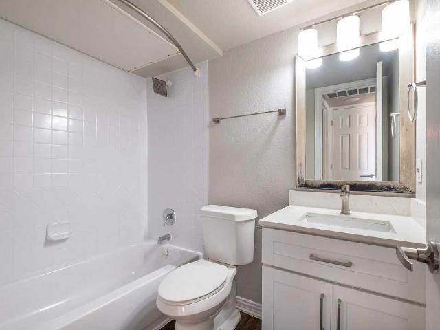 North Star Apartment Homes 1 Bedroom Apartment for Rent at 9600 Forest Ln, Dallas, TX 75243