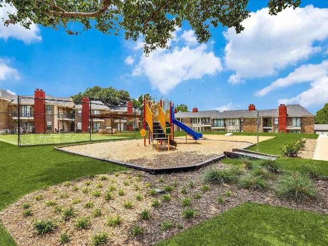 North Star Apartment Homes 1 Bedroom Apartment for Rent at 9600 Forest Ln, Dallas, TX 75243