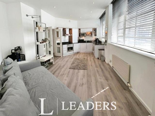 North Street, Brighton, East Sussex, BN1 1 bed flat to rent £1,400 pcm £323 pw