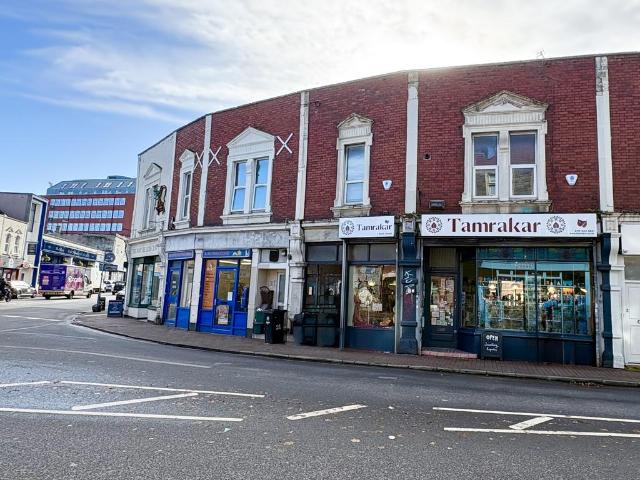 North Street, Bristol, BS3 1 bed apartment to rent £1,050 pcm £242 pw