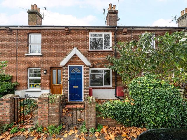 North Street, Godalming GU7, 2 bed property to rent, £1,550 pcm | PrimeLocation