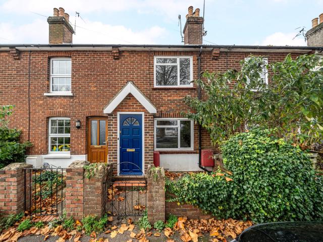 North Street Godalming, Godalming 2 bedrooms Property for lettings Seymours