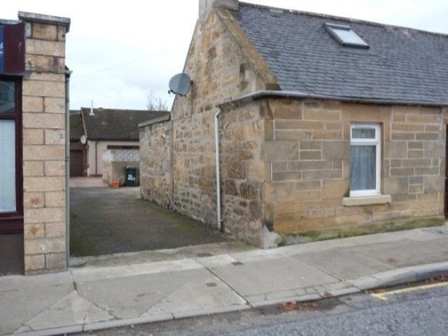 North Street, Elgin IV30, 2 bed cottage to rent, £650 pcm | PrimeLocation