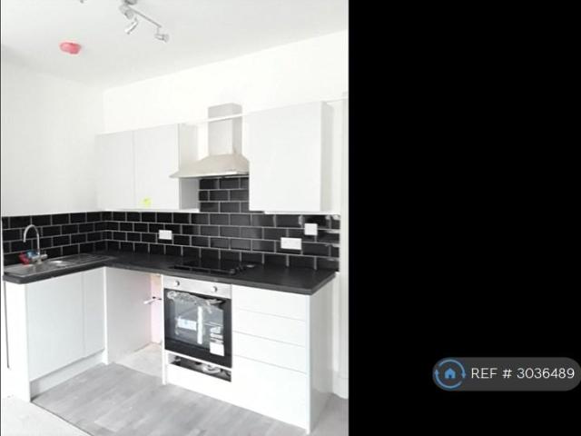 North Street, Keighley, BD21 1 bed flat to rent £475 pcm £110 pw