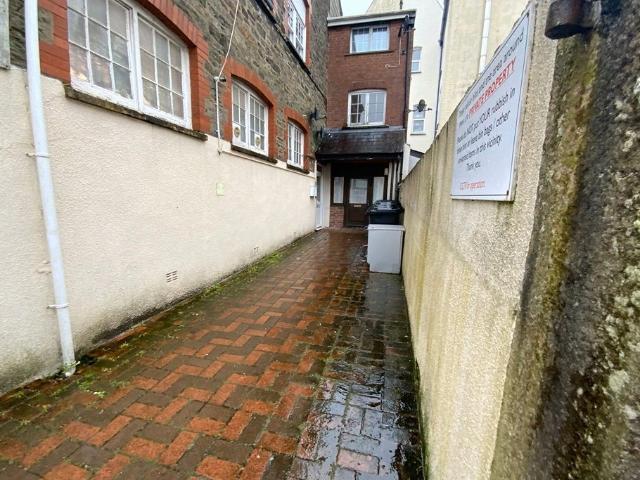 North Street, Tavistock PL19, 1 bed flat to rent, £600 pcm | PrimeLocation
