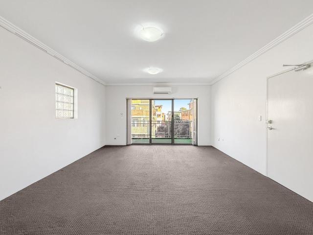 Northmead, 17/2 6 Howard Avenue