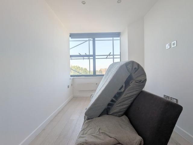 Northolt Road, Harrow HA2, 1 bed flat to rent, £1,600 pcm | PrimeLocation