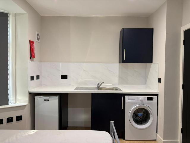 Northolt Road, Harrow HA2, Studio to rent, £1,250 pcm | PrimeLocation