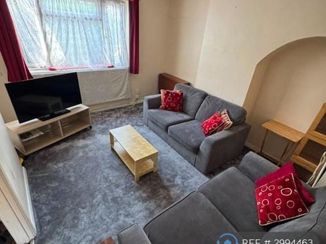Northborough Road, London, SW16 2 bed terraced house to rent £1,950 pcm £450 pw