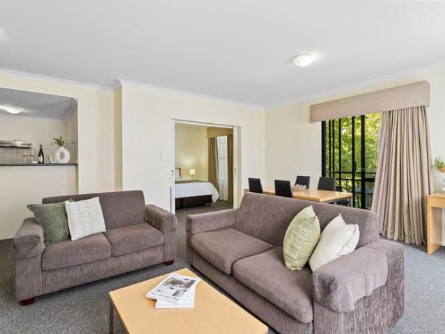 Northbridge Apartment*Fully Furnished*Short & Long Term Rental*Full Amenities*Parking*Downtown