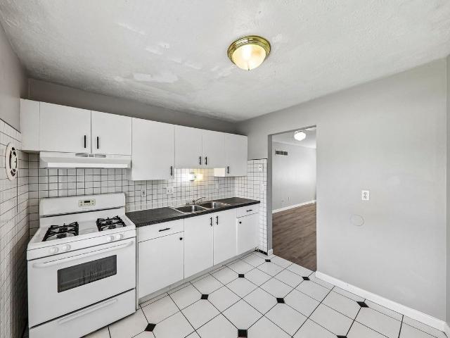 Northbrook Apartments 2 Bedroom Apartment for Rent at 167 Reeb Ln, Florissant, MO 63031