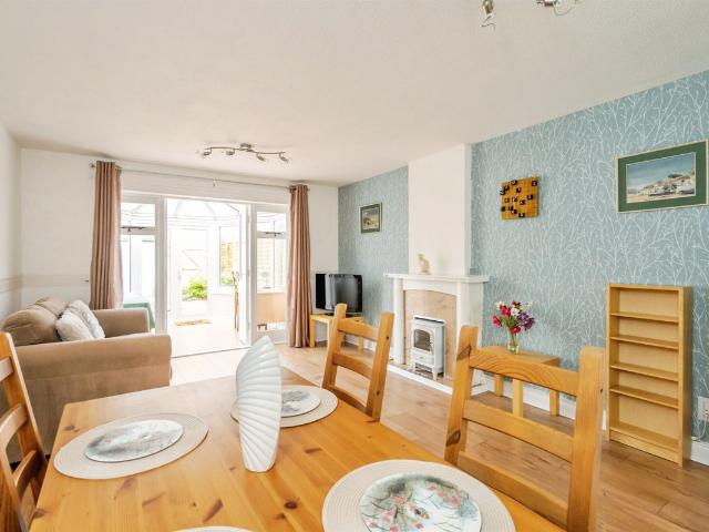 Northcliffe Road, Bognor Regis PO22, 2 bed terraced house to rent, £1,350 pcm | PrimeLocation
