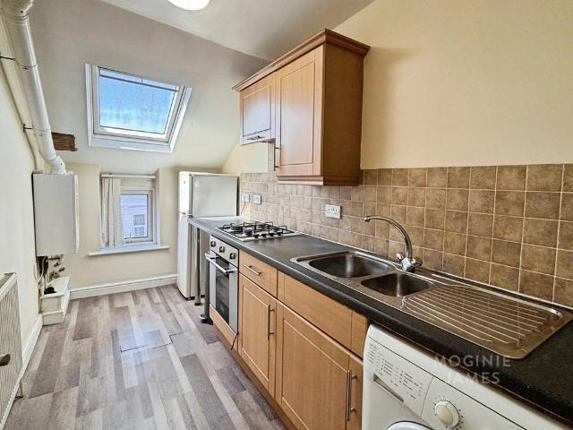 Northcote Street, Cathays, Cardiff, CF24 1 bed flat to rent £760 pcm £175 pw
