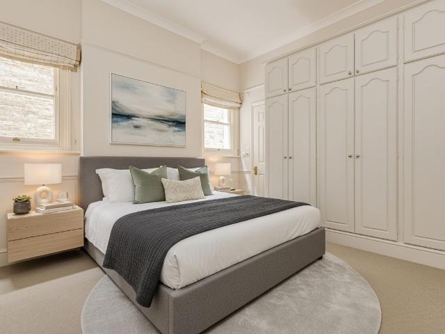 Northcote Road, Between The Commons SW11, 2 bed flat to rent, £3,950 pcm | PrimeLocation