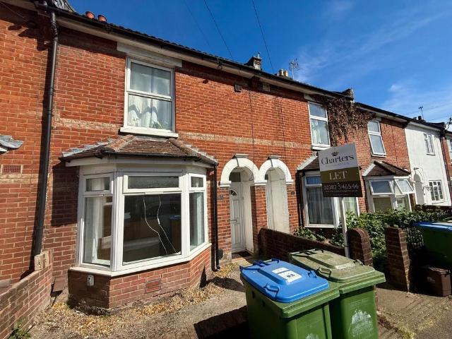 Northcote Road, Southampton SO17 4 bed terraced house to rent £2,150 pcm £496 pw