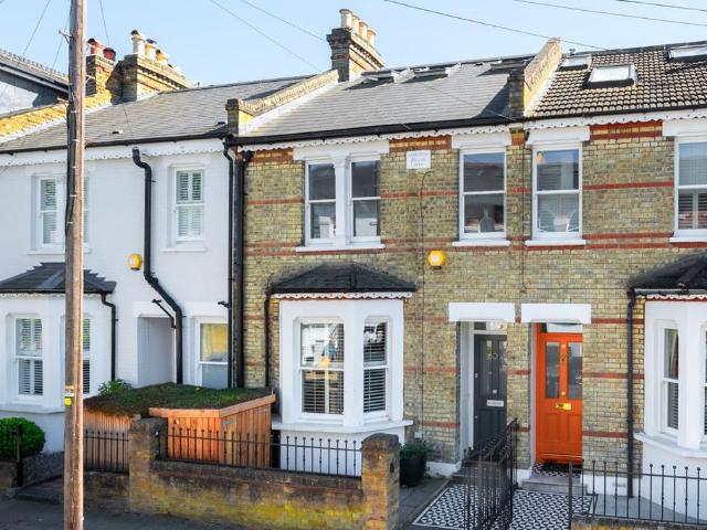 Northcote Road, St Margaret's 5 bed terraced house to rent £5,000 pcm £1,154 pw