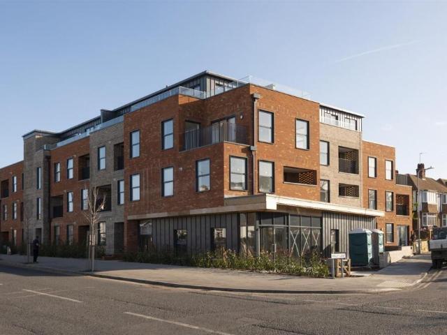 Northdown Road, Margate, Kent, CT9 2 bed flat to rent £1,250 pcm £288 pw