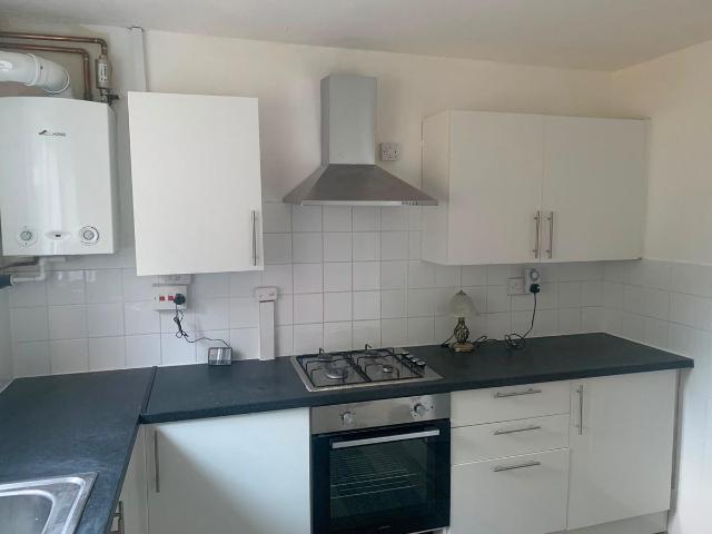 Northdrift Way, Luton LU1, 3 bed semi detached house to rent, £1,647 pcm | PrimeLocation