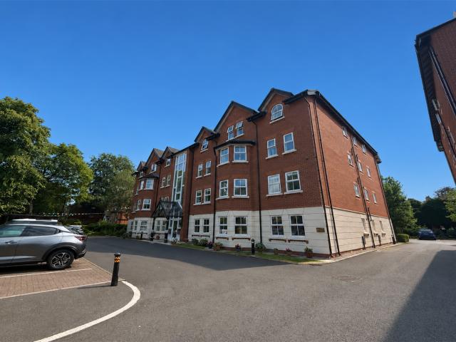 Northenden Road, Sale, 2 bedroom, Apartment