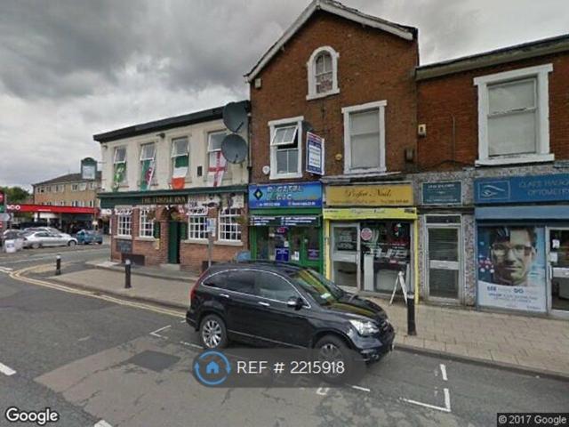 Northenden Road, Sale Moor M33, 2 bed maisonette to rent, £1,100 pcm | PrimeLocation