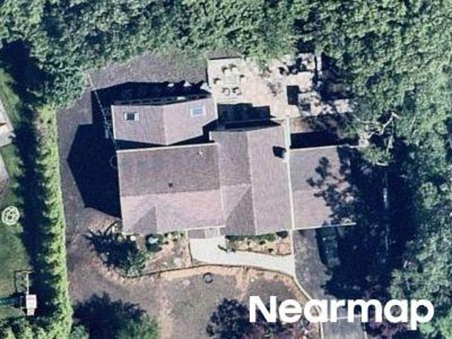 Northern Woods Dr