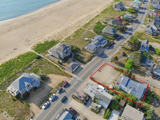 Northern Blvd, Newbury, Home For Sale