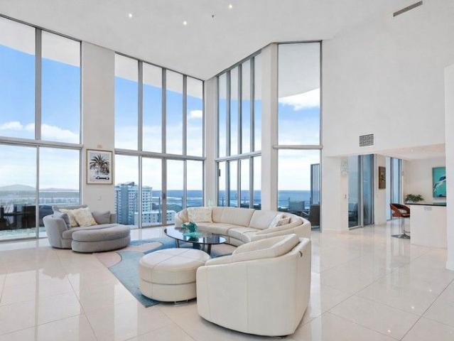 The Height of Coastal Living 440m² Cotton Tree Sky Home